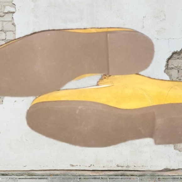 Hush Puppies Brand NEW SIZE 9 Men's Tan and Cream Shoes - Picture 3 of 4